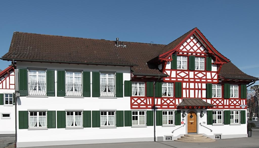Gasthof Eisenbahn Weinfelden Esterno foto